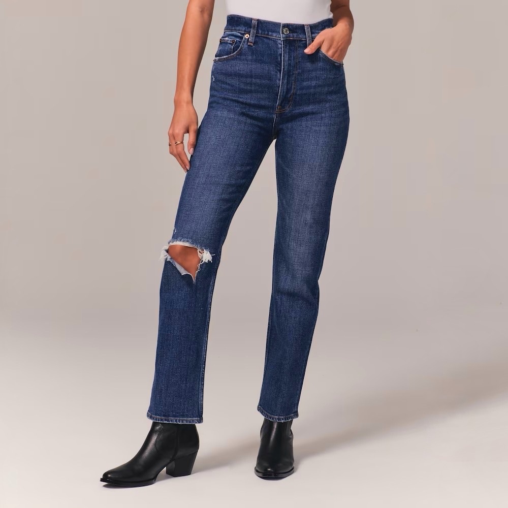 Abercrombie & Fitch | Ultra High Rise‎ Ankle Straight Jean Medium Destroy 26/2